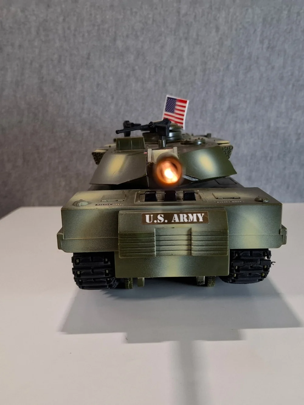 GI JOE 90's Army Green Remote Control Toy Tank with American Flag Decals